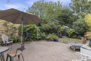 Photo 11- click for photo gallery